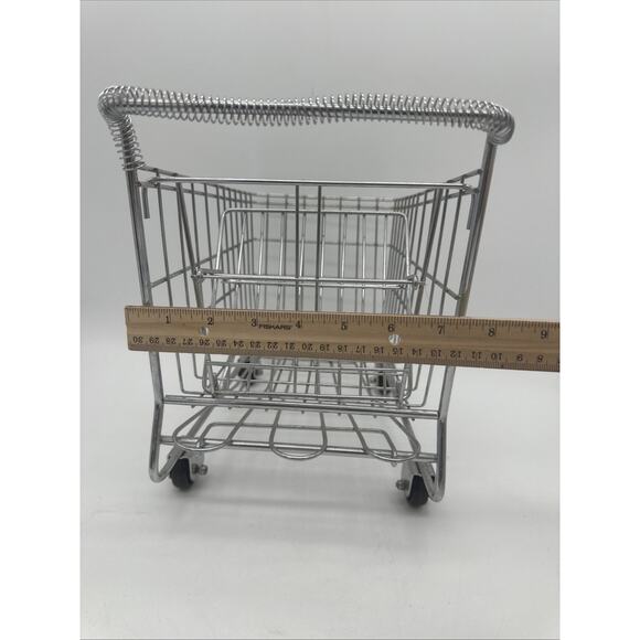 Vintage Doll Sized Metal Toy Shopping Cart. Display Shopping Cart - Picture 4 of 6
